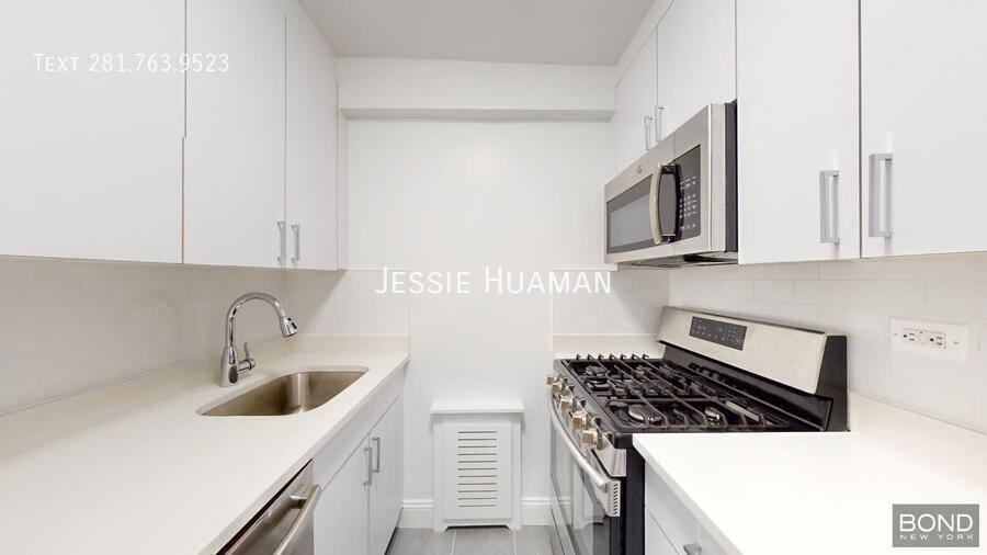 Apartment for rent at 405 E 56th St #L, New York, NY 10022