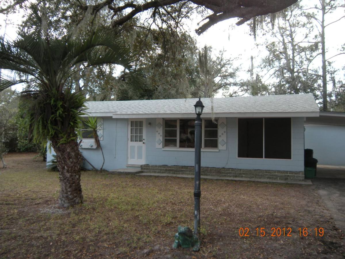 House for rent at 102 Highland Ave, Debary, FL 32713