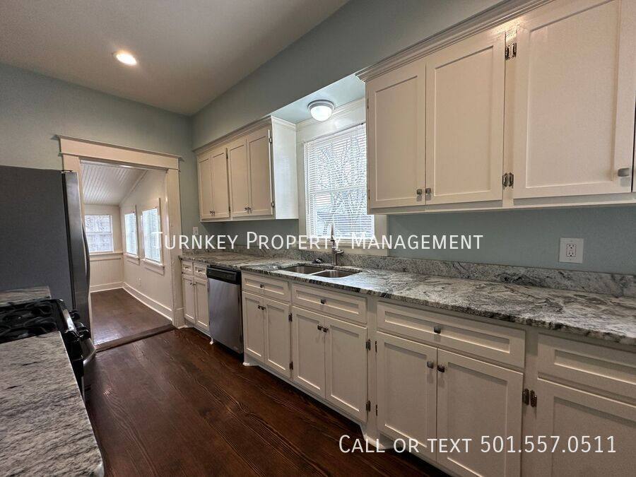 House for rent at 3209 Kavanaugh Blvd, Little Rock, AR 72205