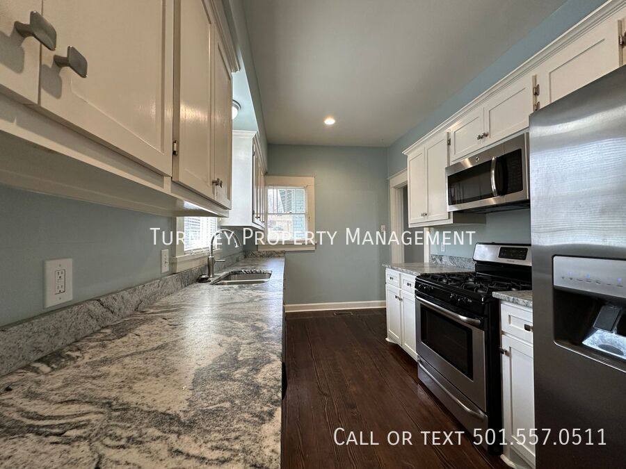 House for rent at 3209 Kavanaugh Blvd, Little Rock, AR 72205