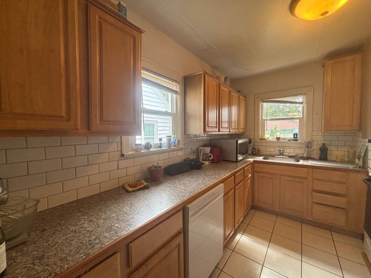 House for rent at 1821 S Florence Ave, Springfield, MO 65807