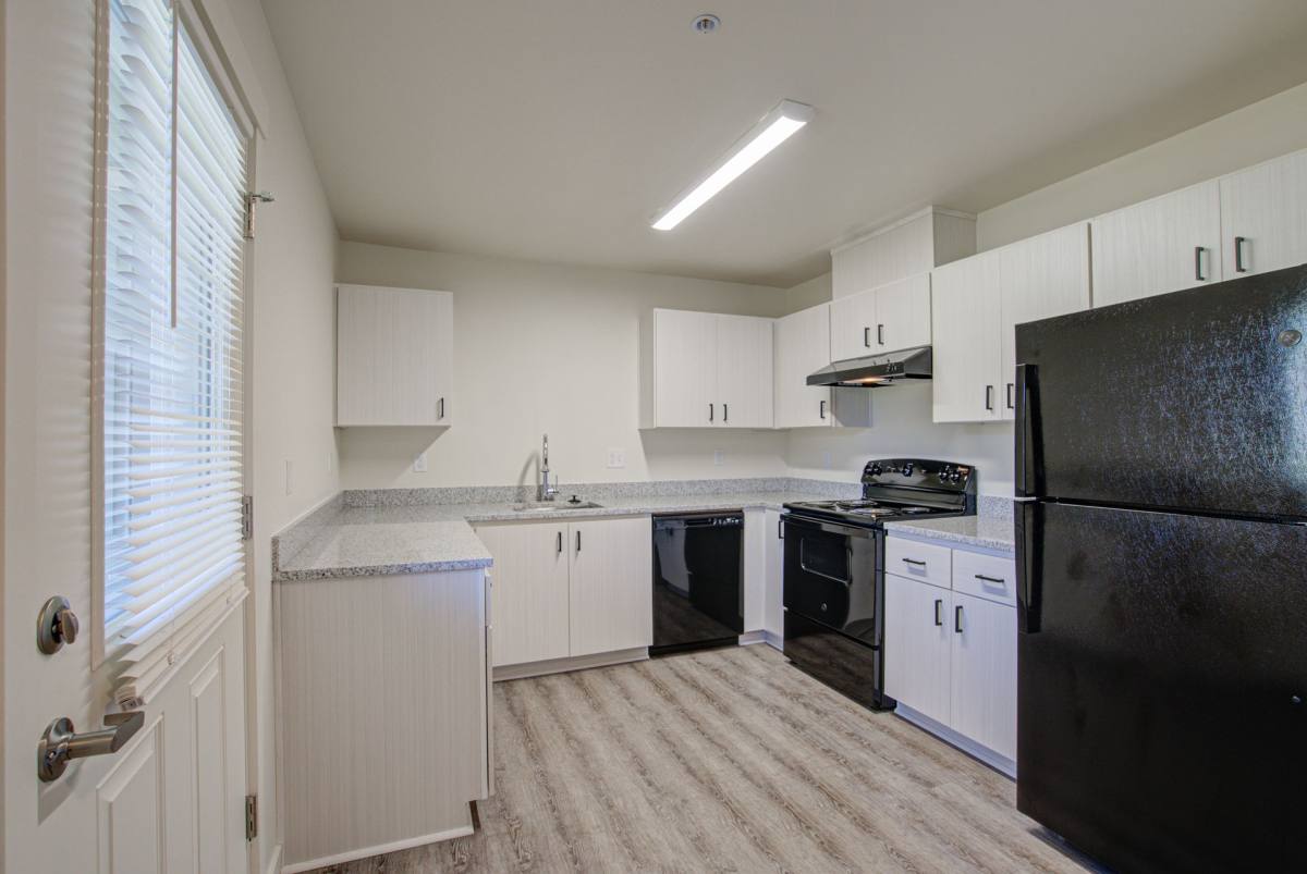 Apartment for rent at 331 NE Pomona St, Roseburg, OR 97470