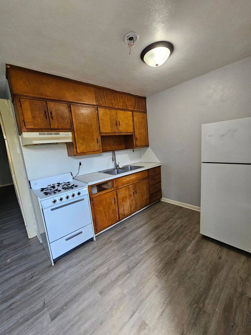 Apartment for rent at 1811 Hall St, Owensboro, KY 42301