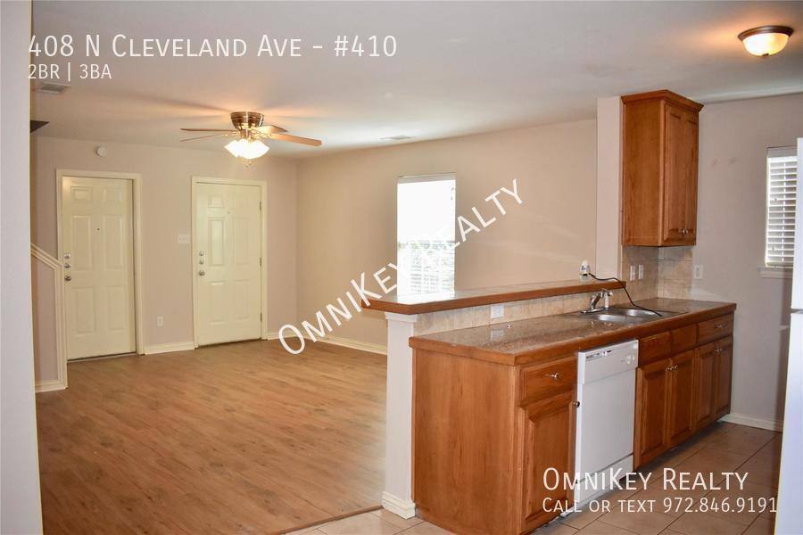 Apartment for rent at 408 N Cleveland Ave #410, Sherman, TX 75090