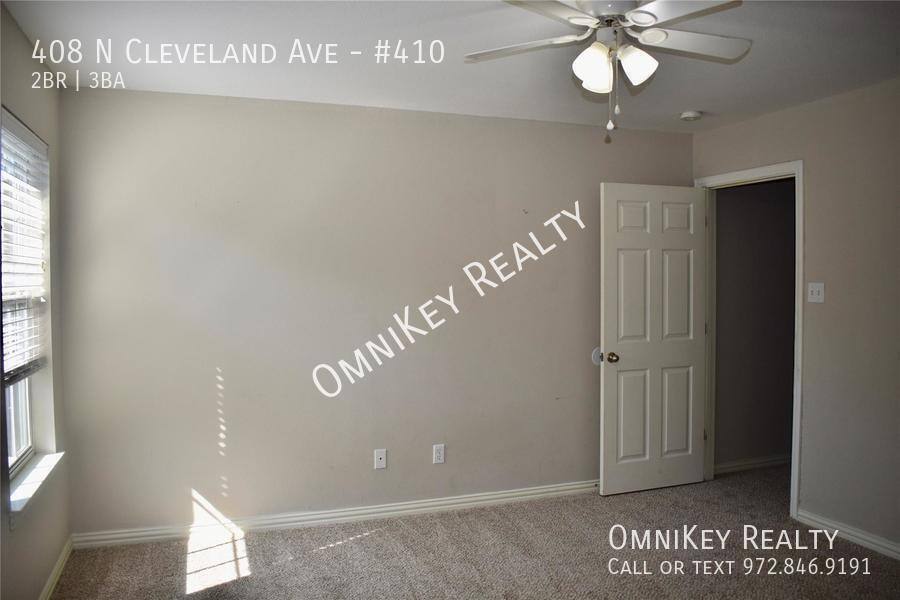Apartment for rent at 408 N Cleveland Ave #410, Sherman, TX 75090