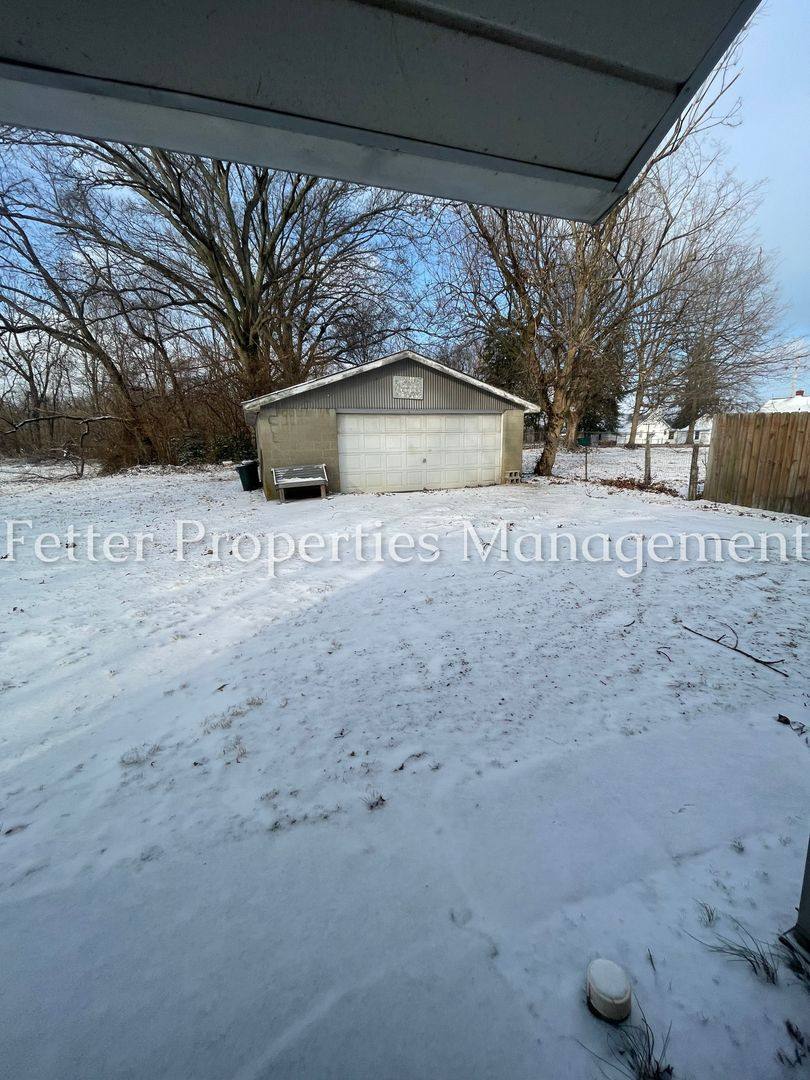 House for rent at 1621 Burdette Ave, Evansville, IN 47714