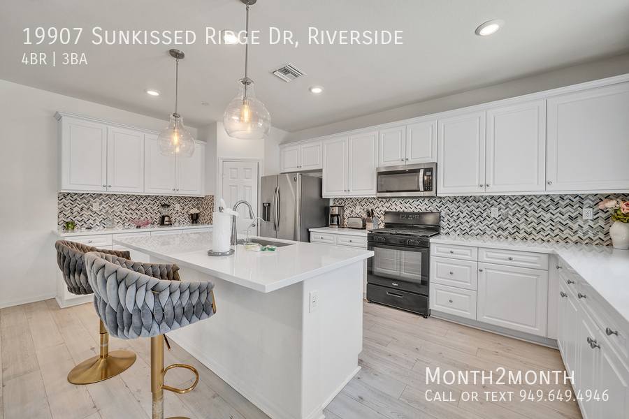 House for rent at 19907 Sunkissed Ridge Dr, Riverside, CA 92507