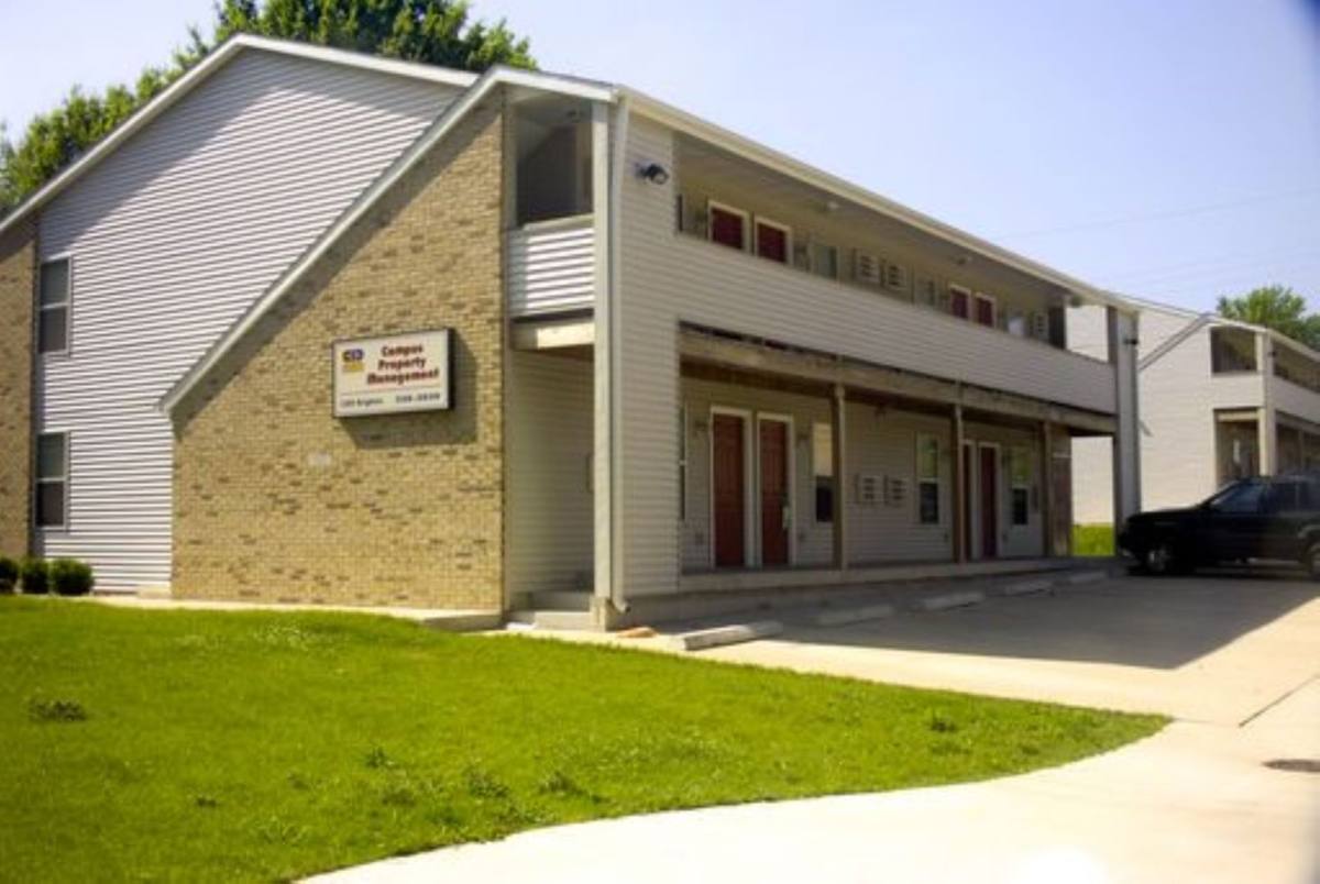 Apartment for rent at 1302 Brighton, Urbana, IL 61801