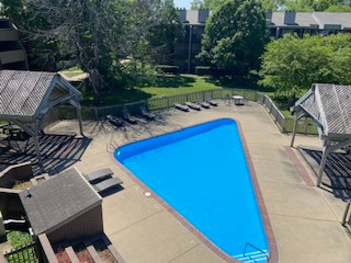 Apartment for rent at 500-510 E Michigan, Urbana, IL 61801