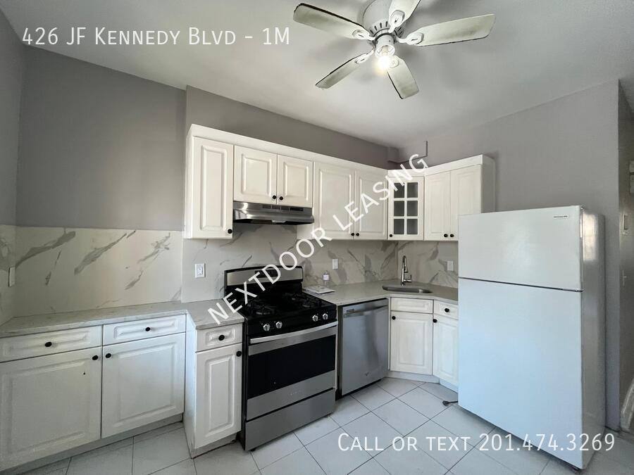 Apartment for rent at 426 Jf Kennedy Blvd #1M, Bayonne, NJ 07002