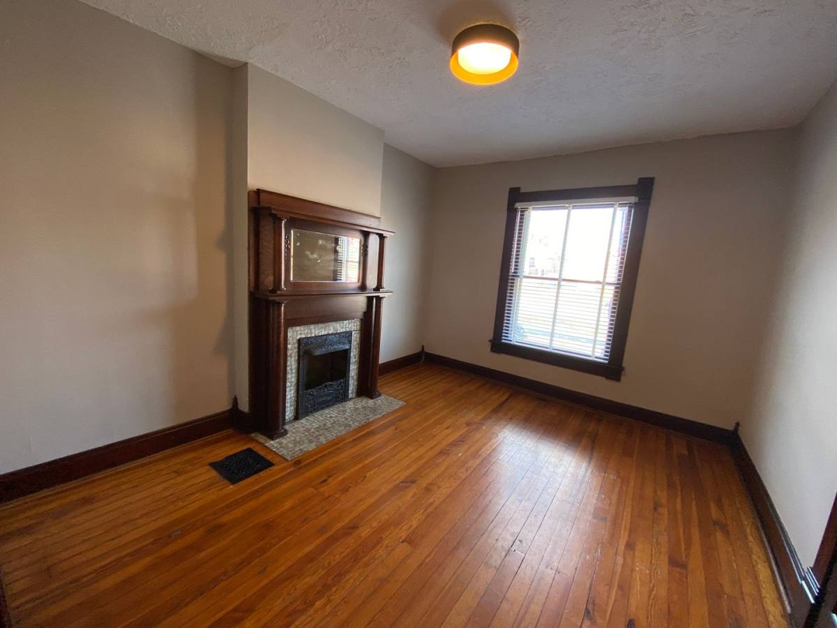 Apartment for rent at 49 Price Ave, Columbus, OH 43201