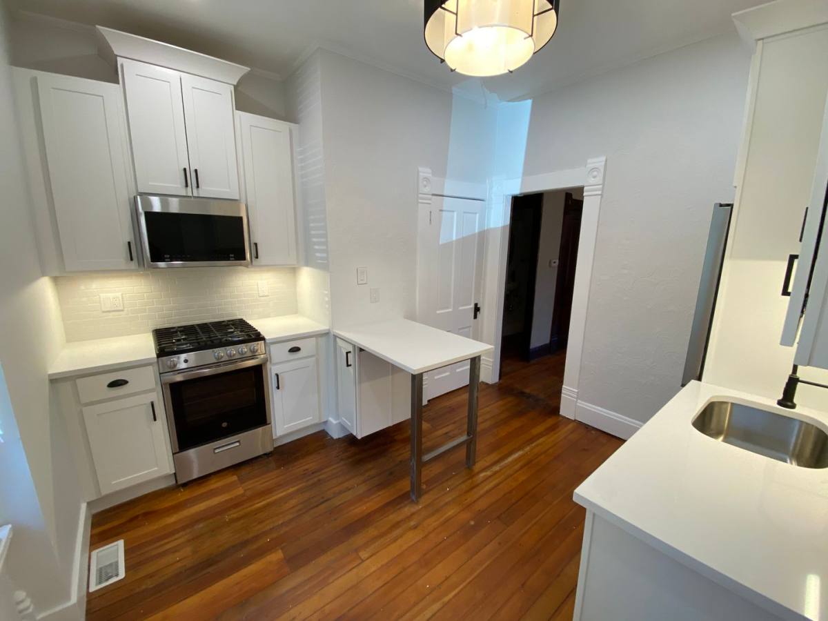 Apartment for rent at 49 Price Ave, Columbus, OH 43201