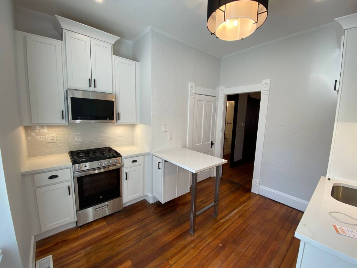 Apartment for rent at 49 Price Ave, Columbus, OH 43201
