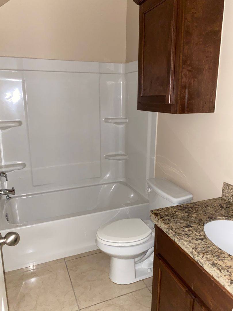 Apartment for rent at 700 Sunset, McAllen, TX 78503