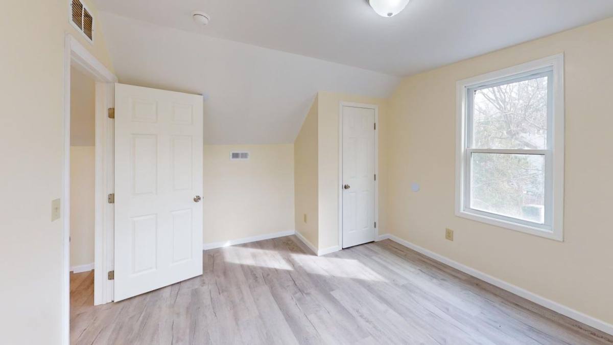 Apartment for rent at 83 Nash St, New Haven, CT 06511