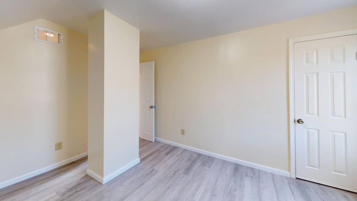 Apartment for rent at 83 Nash St, New Haven, CT 06511