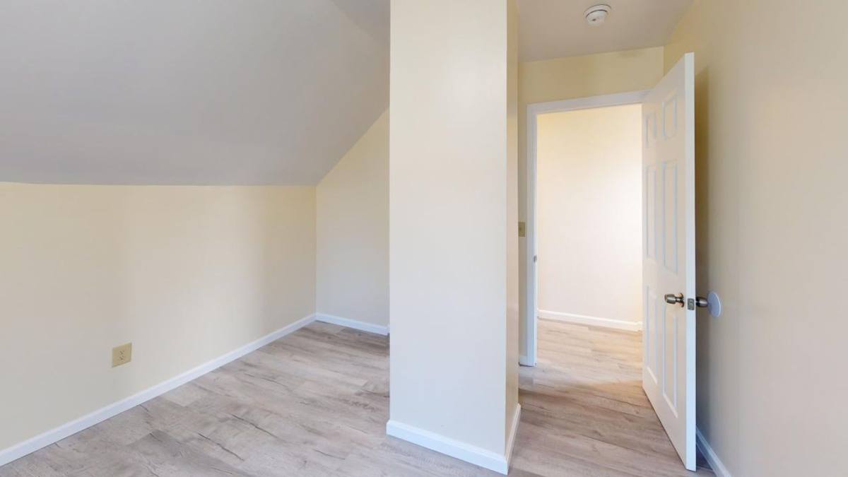 Apartment for rent at 83 Nash St, New Haven, CT 06511