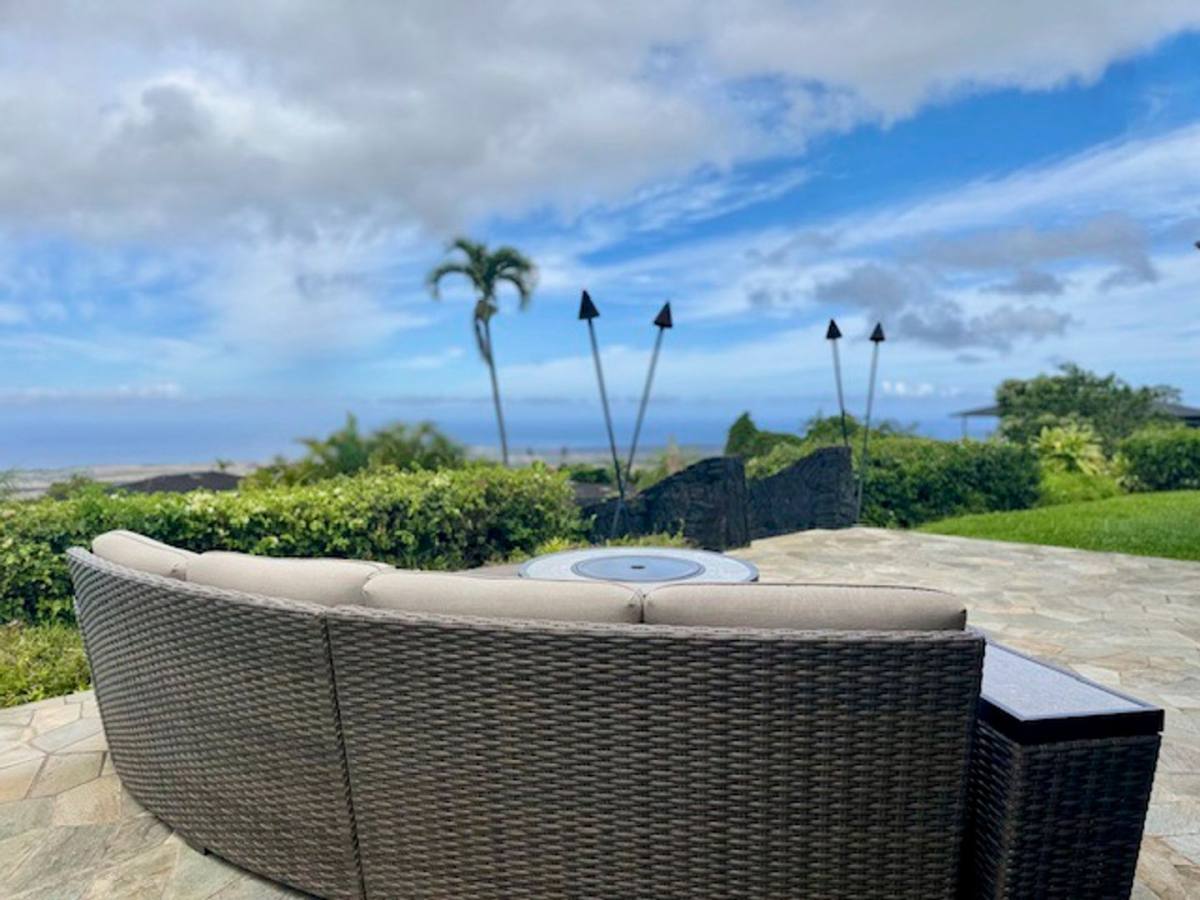 House for rent at 73-1159 Hamo St, Kailua Kona, HI 96740