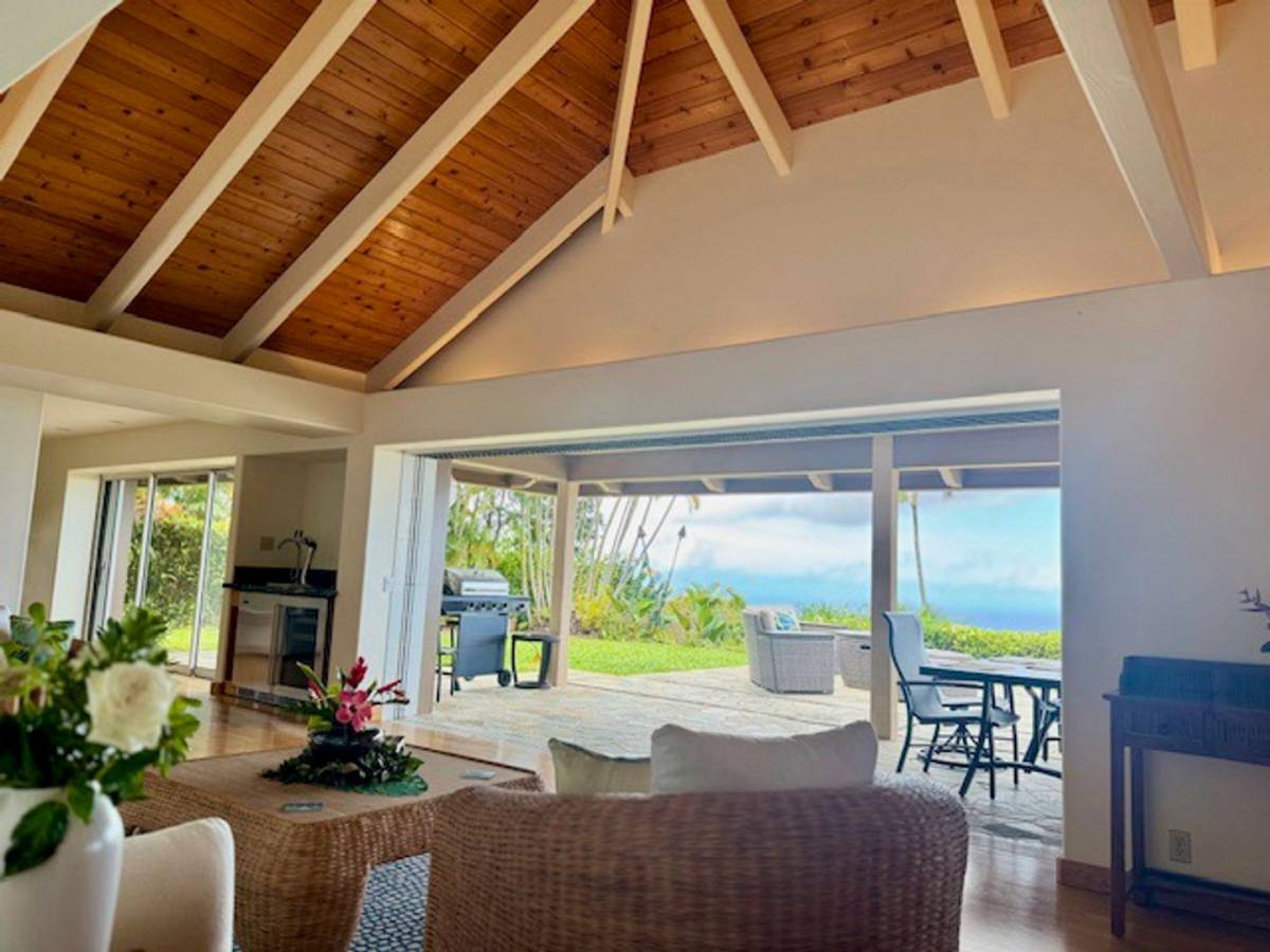 House for rent at 73-1159 Hamo St, Kailua Kona, HI 96740
