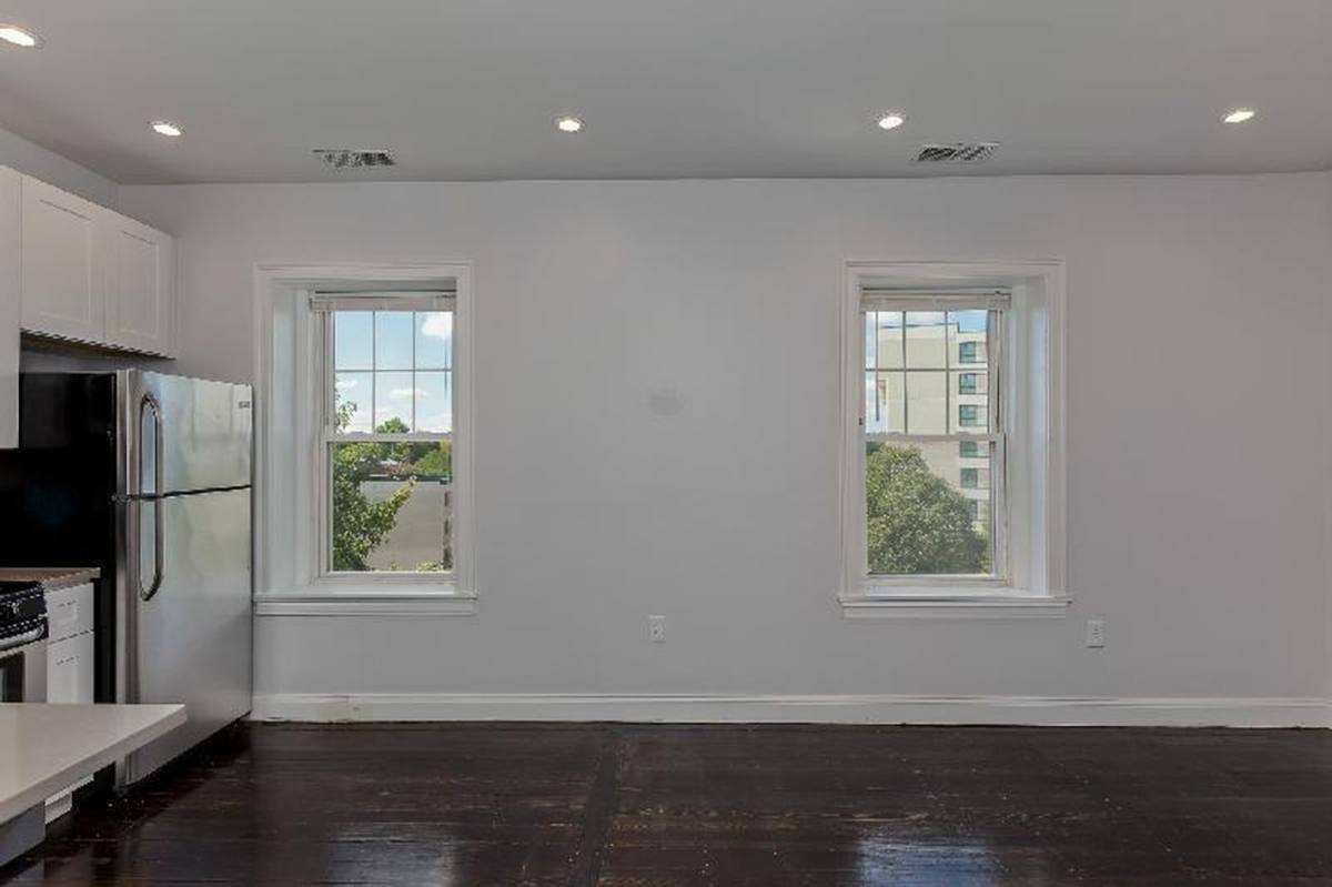 Apartment for rent at 998 Tremont #1, Roxbury Crossing, MA 02120