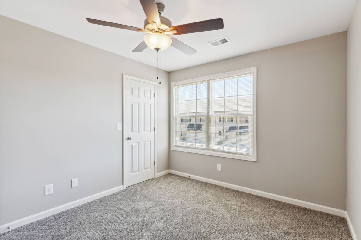 Apartment for rent at Parkview Place, 495 Ringgold Rd, Clarksville, TN 37042