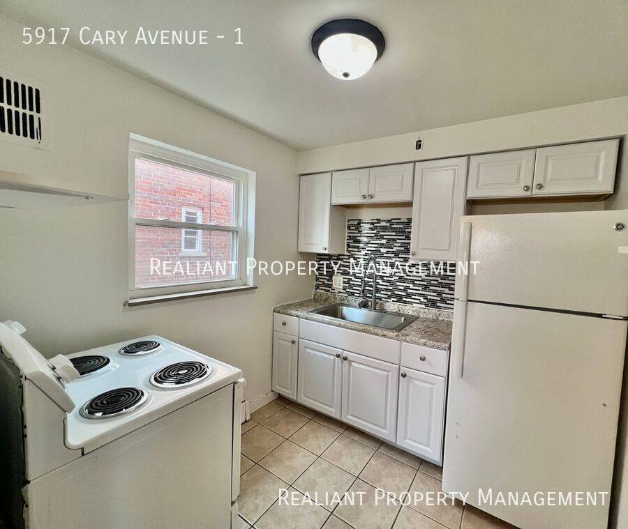 Apartment for rent at 5917 Cary Ave #1, Cincinnati, OH 45224