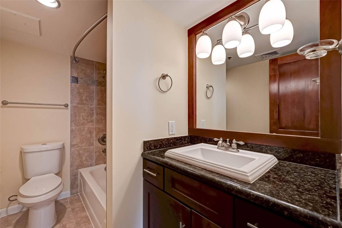 Condo for rent at 3525 Sage Rd #1703, Houston, TX 77056