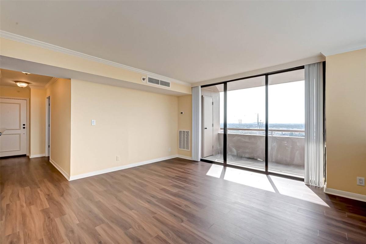 Condo for rent at 3525 Sage Rd #1703, Houston, TX 77056