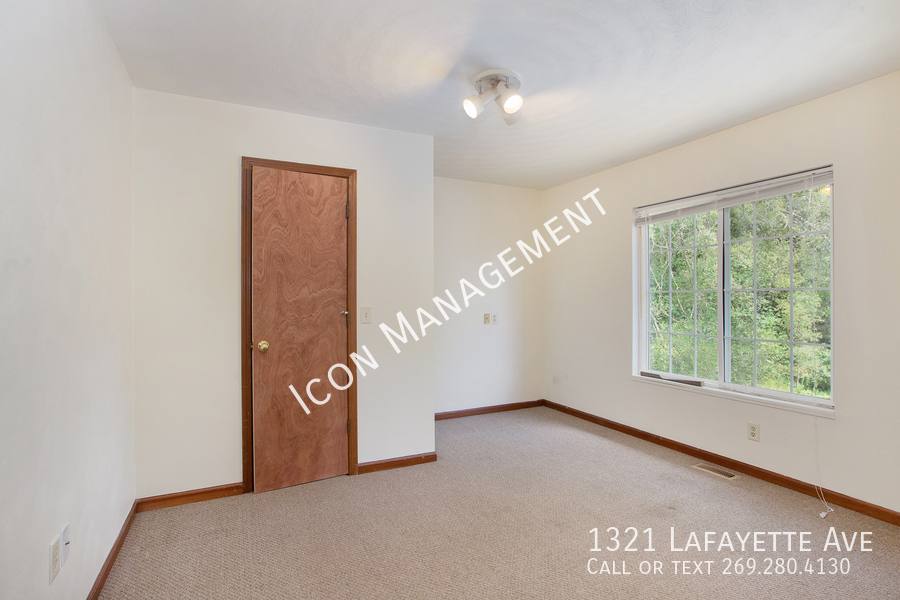 House for rent at 1321 Lafayette Ave, Kalamazoo, MI 49006