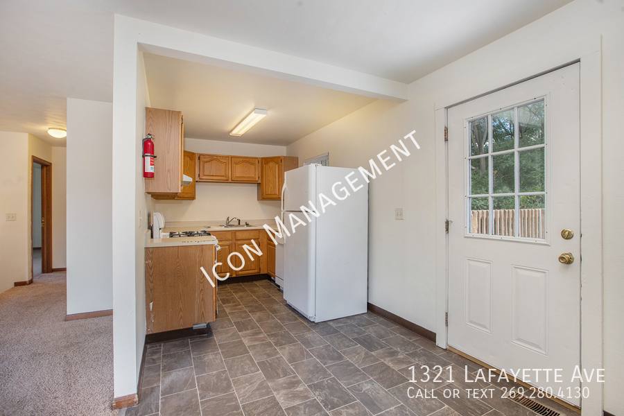 House for rent at 1321 Lafayette Ave, Kalamazoo, MI 49006