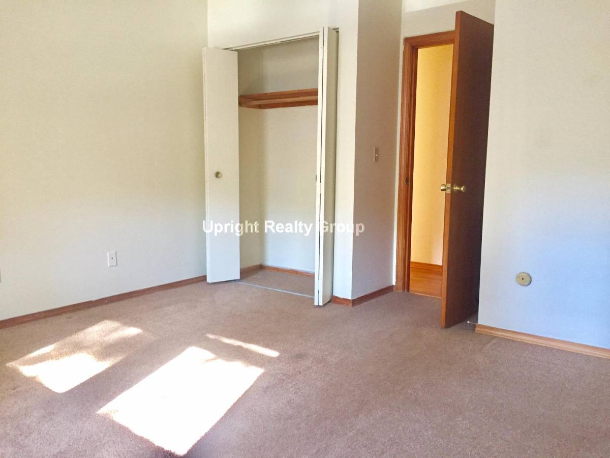 Apartment for rent at 76 Lorchris St #6, Leominster, MA 01453