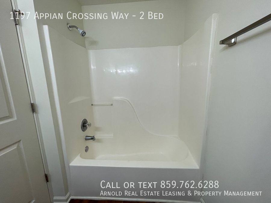 Apartment for rent at 1197 Appian Crossing Way, Lexington, KY 40517