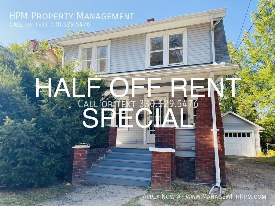 Apartment for rent at 1401 15th St NW #2, Canton, OH 44703