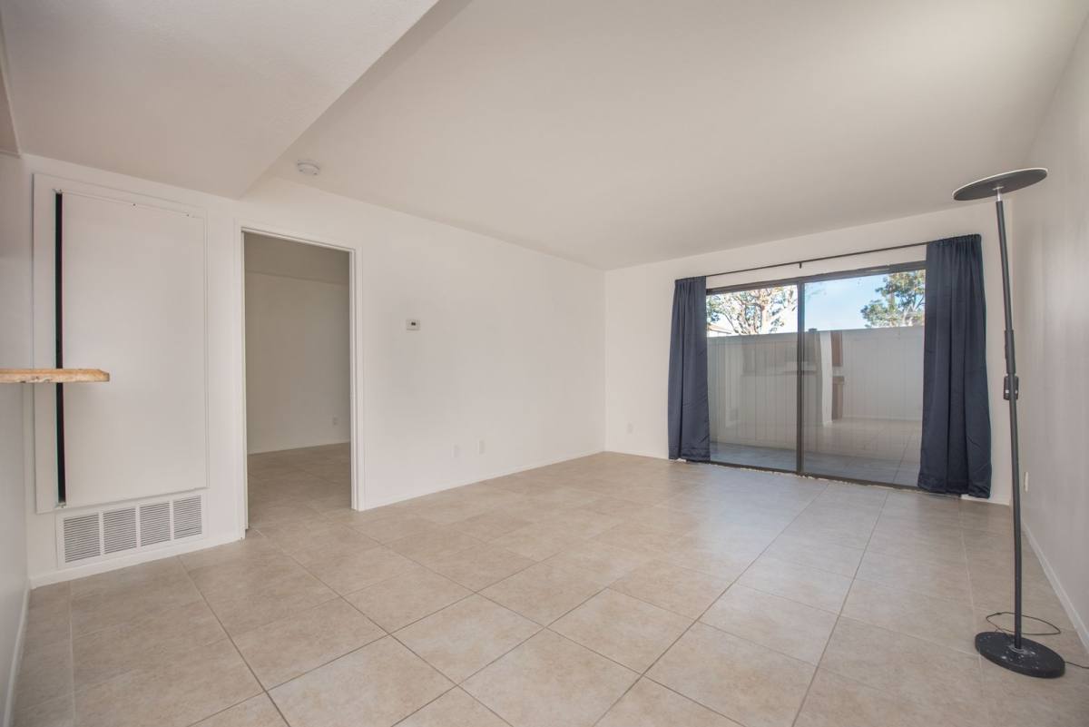 Condo for rent at 2323 Huntington St, Huntington Beach, CA 92648