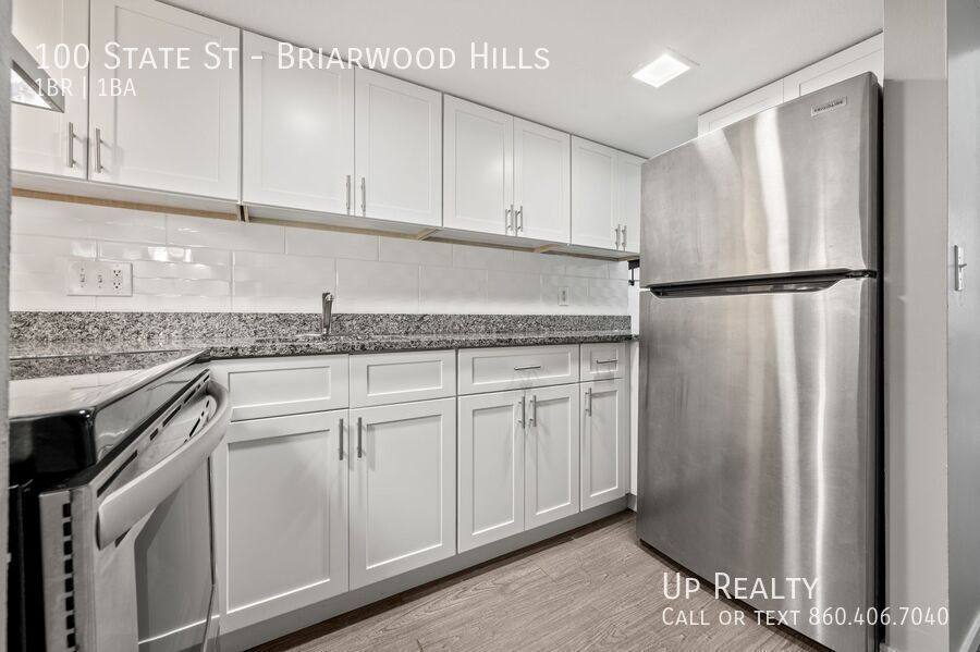Apartment for rent at 100 State St #BRIARWOOD Hills, North Haven, CT 06473