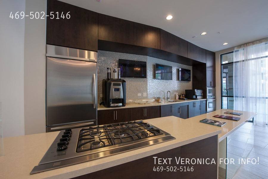 Apartment for rent at 4401 Westheimer Rd #780, Houston, TX 77027