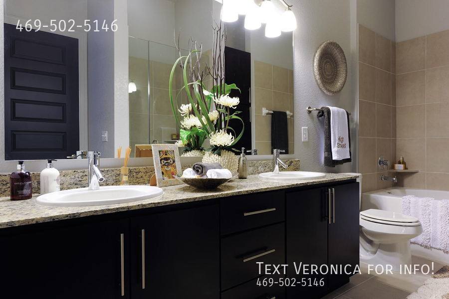 Apartment for rent at 4401 Westheimer Rd #780, Houston, TX 77027