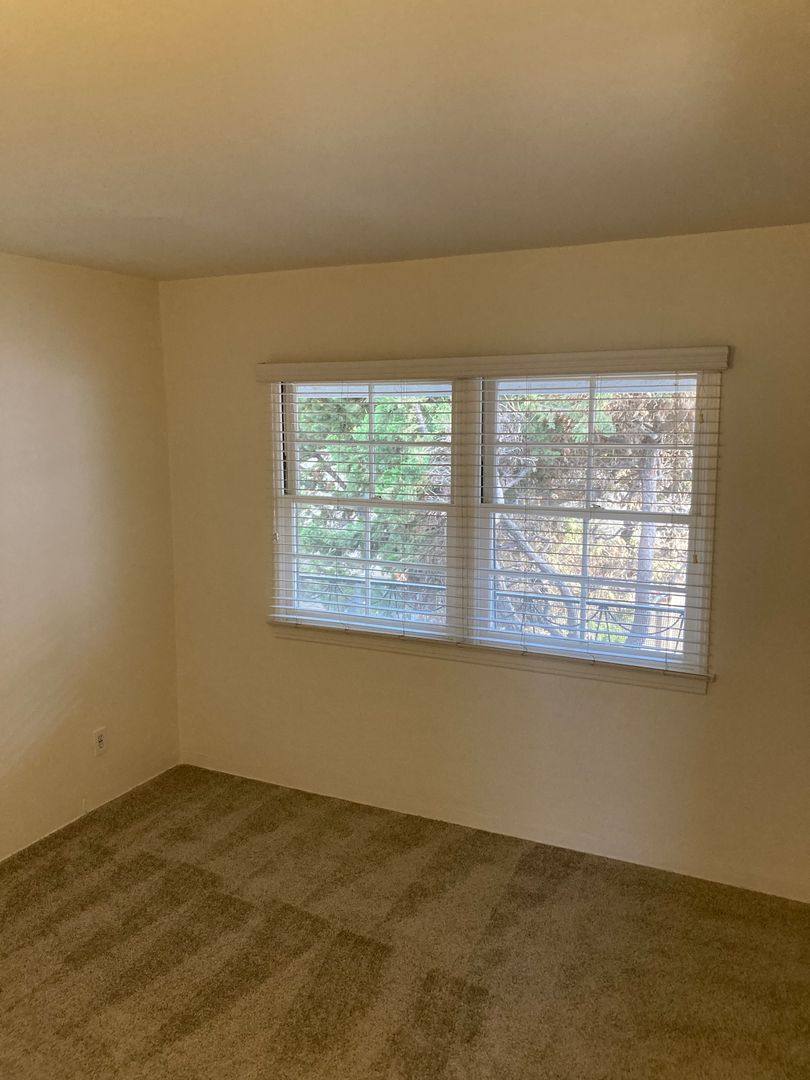 Apartment for rent at 785 Temple Ave, Long Beach, CA 90804