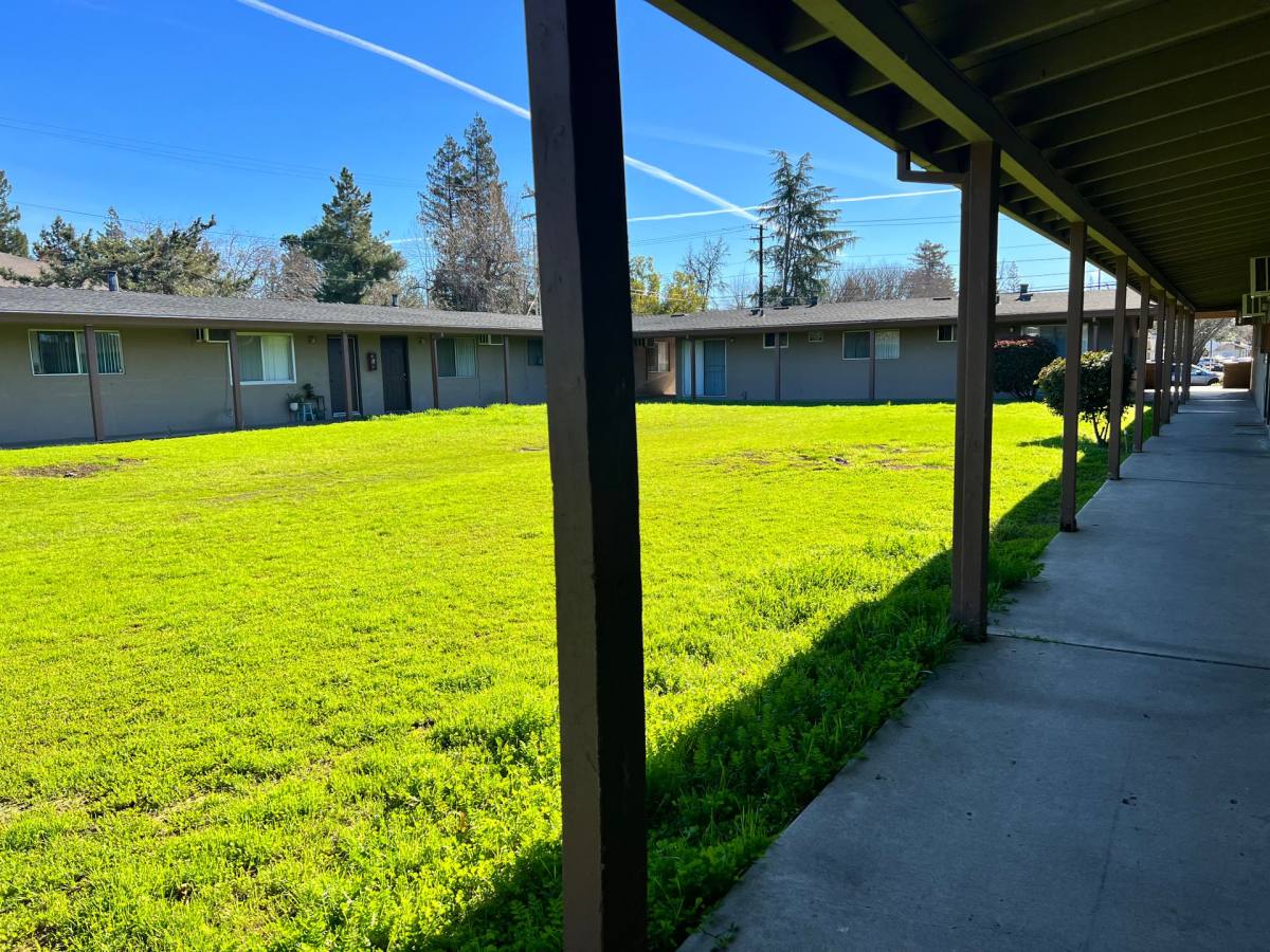 Apartment for rent at 5409 El Camino Ave, Carmichael, CA 95608