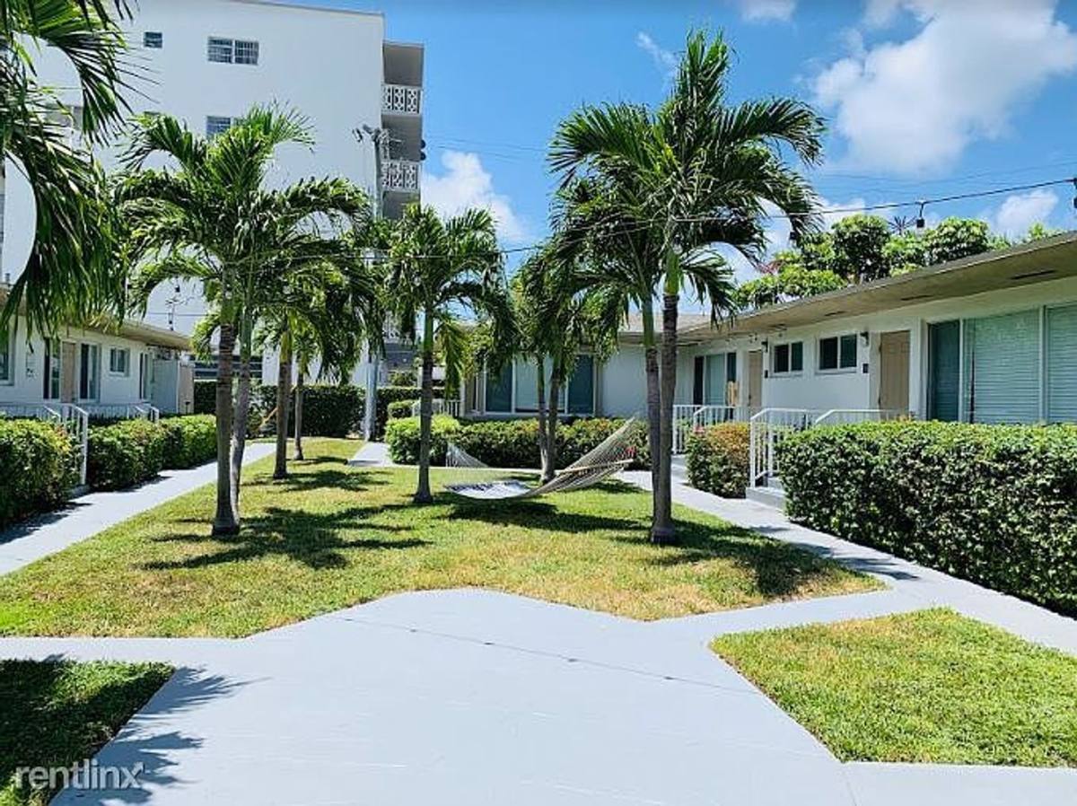 Apartment for rent at 9770-9850 E Bay Harbor Dr, Miami Beach, FL 33154