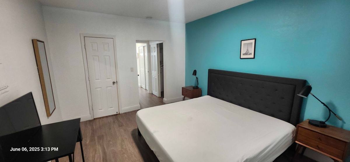 Apartment for rent at 9770-9850 E Bay Harbor Dr, Miami Beach, FL 33154