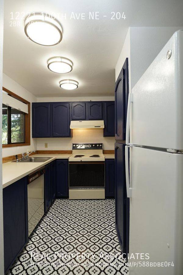 Condo for rent at 12221 100th Ave NE #204, Kirkland, WA 98034