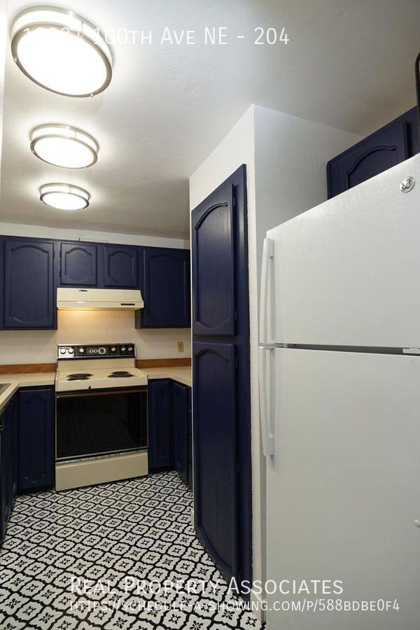 Condo for rent at 12221 100th Ave NE #204, Kirkland, WA 98034
