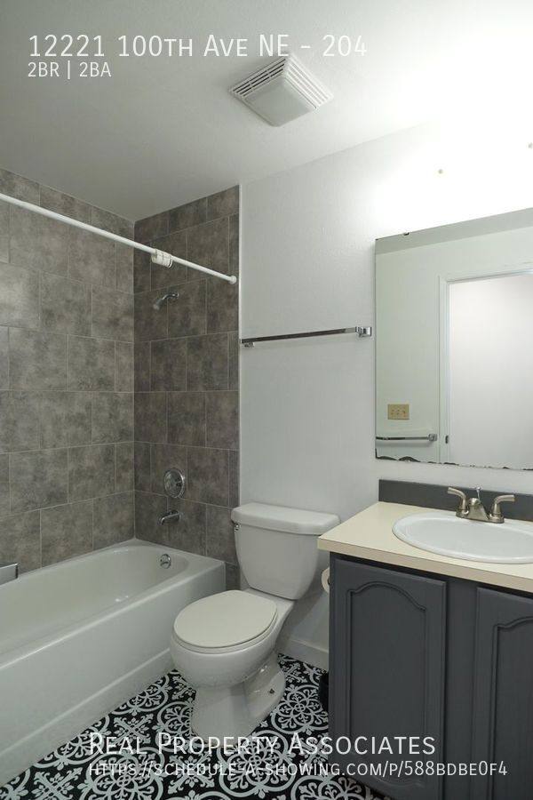 Condo for rent at 12221 100th Ave NE #204, Kirkland, WA 98034
