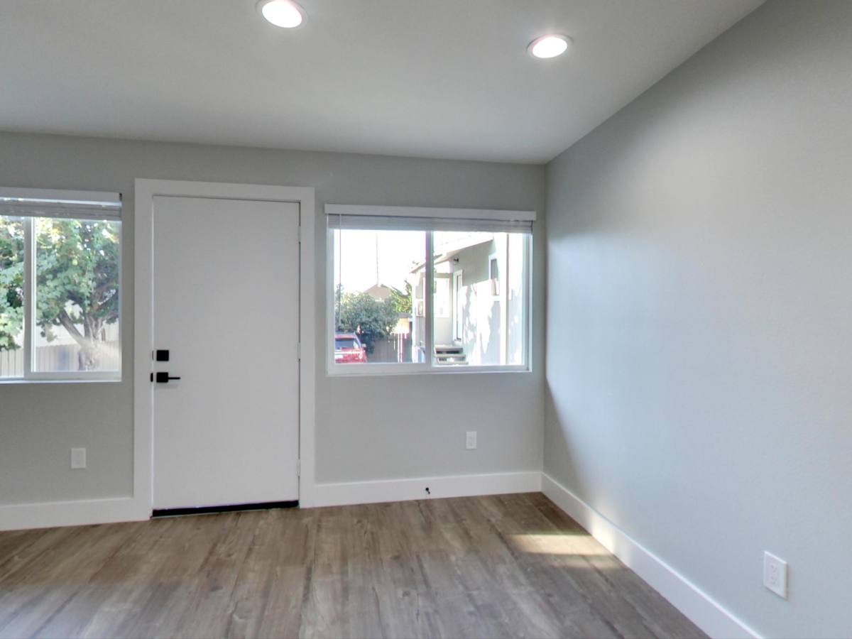 Apartment for rent at 3142 Fruitvale Ave #5, Oakland, CA 94602