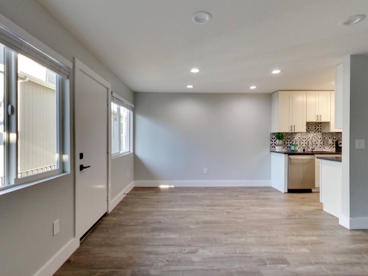 Apartment for rent at 3142 Fruitvale Ave #5, Oakland, CA 94602