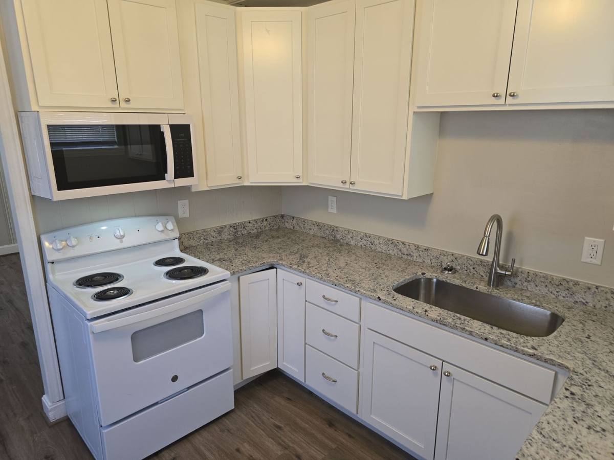 Apartment for rent at 3700 Live Oak Dr, Columbia, SC 29205