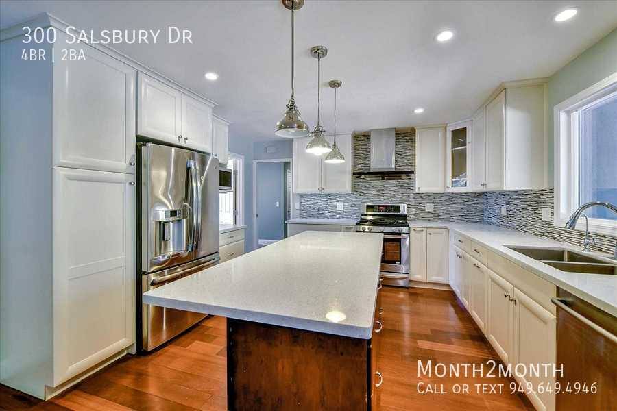 House for rent at 300 Salsbury Dr, Santa Clara, CA 95051