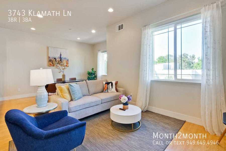 Townhouse for rent at 3743 Klamath Lane, Palo Alto, CA 94303