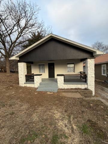 House for rent at 103 N Francis St, Excelsior Springs, MO 64024